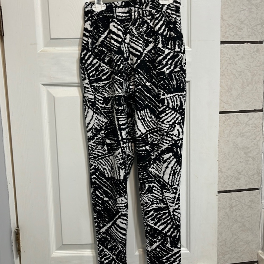 2B Bebe dress pants